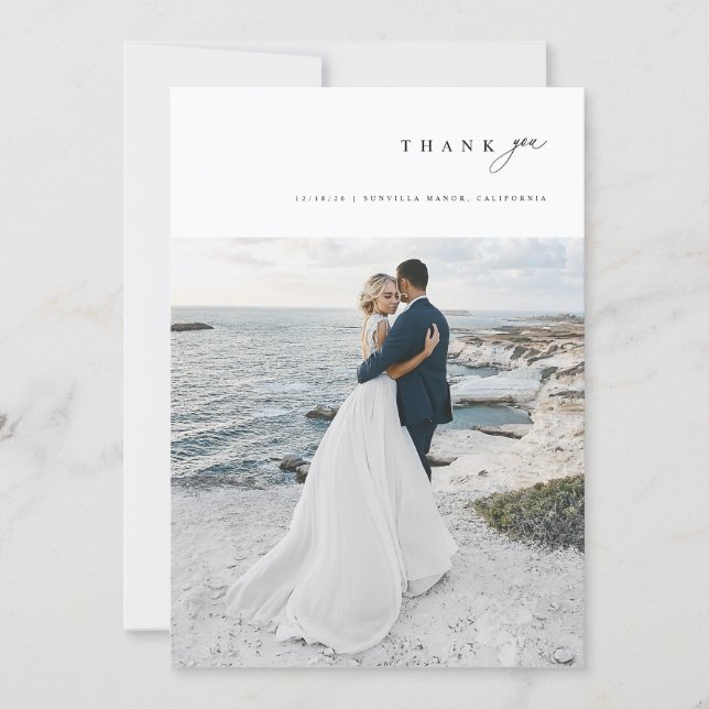 Modern Minimalist Simple Script Wedding Photo Dankeskarte (Vorderseite)