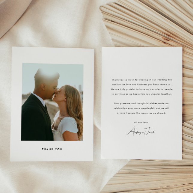 Modern Minimalistic Script Wedding Photo Dankeskarte (Von Creator hochgeladen)