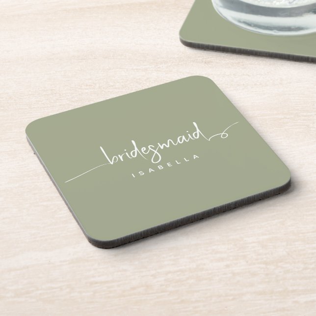 Modern Minimalistische Bridesmaid Script Sage Gree Getränkeuntersetzer (Linke Seite)