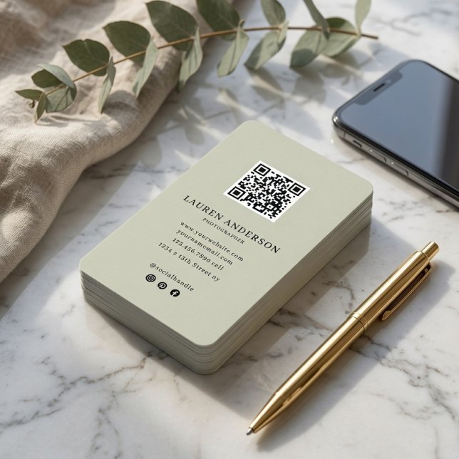 Modern-minimalistischer personalisierter QR-Code Visitenkarte (Von Creator hochgeladen)