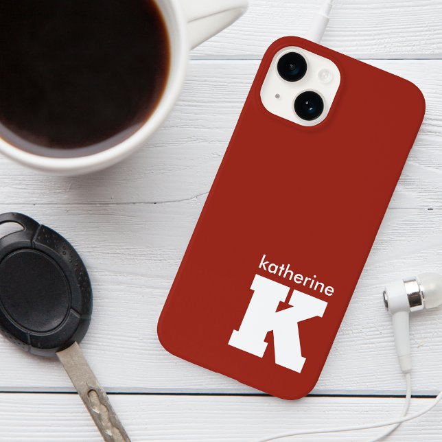Modern Minimalistischer Ruby Red Monogram Name Ini iPhone 14 Hülle (Von Creator hochgeladen)