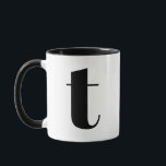 Modern Monogram Initial Letter T Black and White Tasse<br><div class="desc">Niedliches modernes t Monogramm in Schwarzweiß. Wenn Ihr bevorzugter Brief auf dieser Tasse nicht funktioniert,  lesen Sie bitte die Monogramm-Tasse für den gewünschten Brief oder kontaktieren Sie mich.</div>