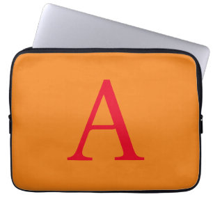Modern Monogram Initial Letter Trendy Orange Red Laptopschutzhülle