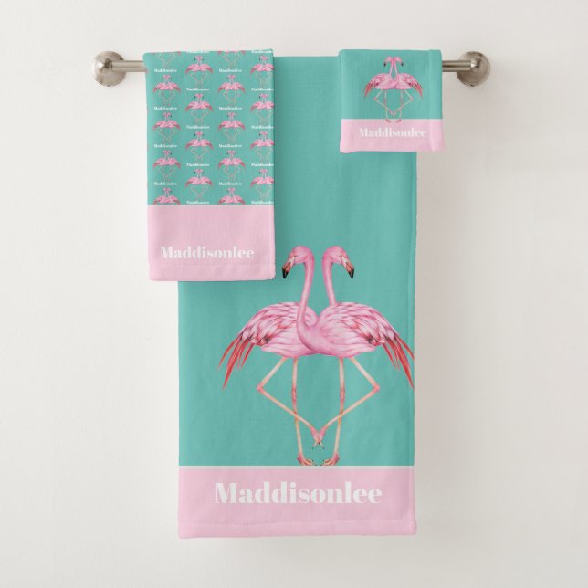 Modern Monogram Name Aquamarin Pink Flamingo Badhandtuch Set (Insitu)