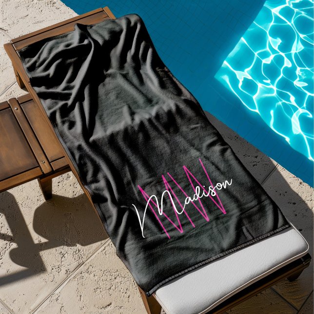 Modern Monogram Name Script Black Pink Strandtuch (Modern Monogram Name Script Black Pink Beach Towel)