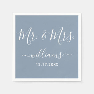 Modern Mr. und Mrs. Dusty Blue Wedding Serviette
