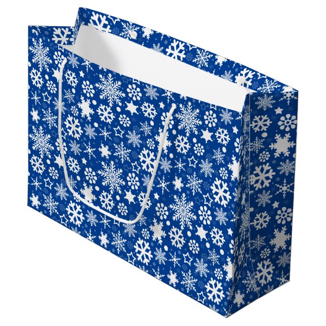 Modern Navy Weiße Weihnachtsschneeflocken Große Geschenktüte (Vorderseite Schrägansicht)