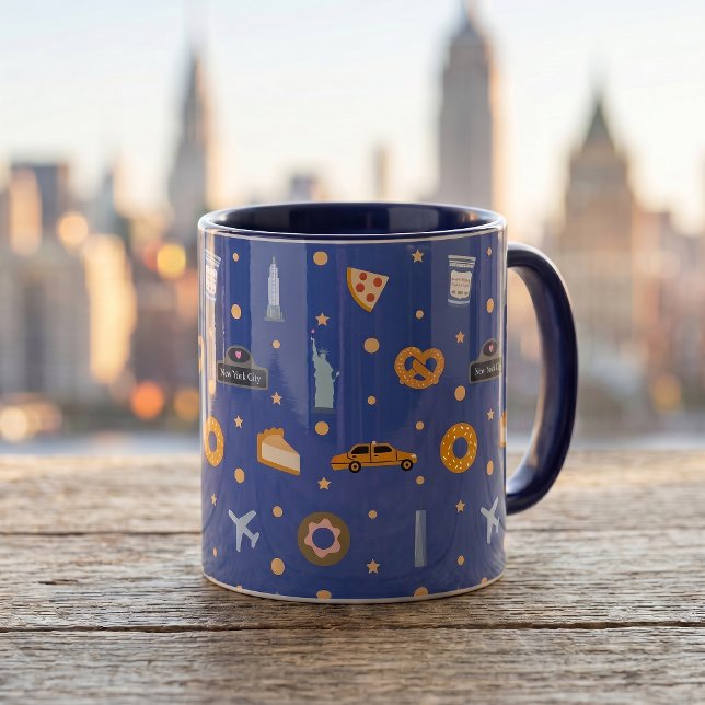 Modern NYC Icons & Landmarks Pattern Royal Blue  Tasse (Von Creator hochgeladen)