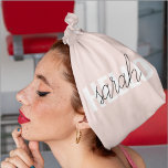 Modern Pastell Pink Hallo und Sie nennen Halstuch<br><div class="desc">Modern Pastell Pink Hallo und Sie nennen</div>
