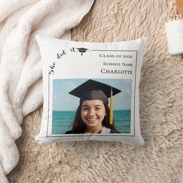Modern photo She did it Graduate Kissen (Decke)