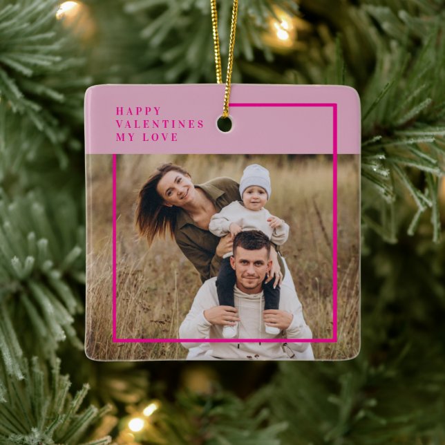 Modern Pink Border Photo Valentine’s Day Keramikornament (Baum)
