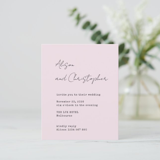 Modern Pink Elegant Script Wedding Invitation (Stehend Vorderseite)
