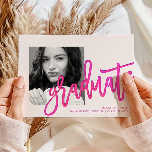 Modern Pink Ombre Typografie Foto Grad Party Einladung (Von Creator hochgeladen)