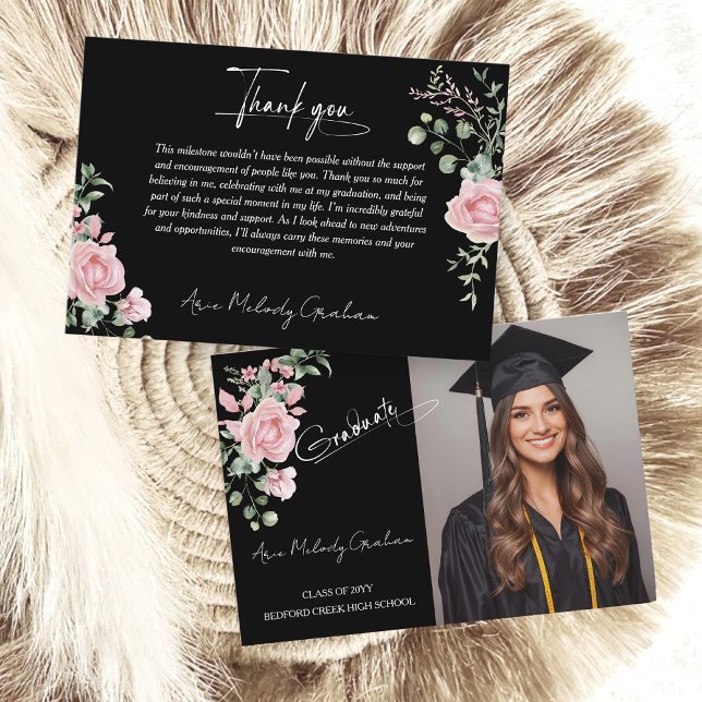 Modern Pink Roses Script Graduation Photo Dankeskarte (Von Creator hochgeladen)