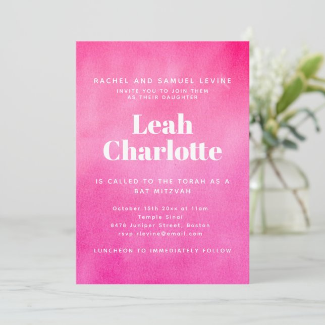 Modern Pink Watercolor Trendy Bat Mitzvah Einladung (Stehend Vorderseite)