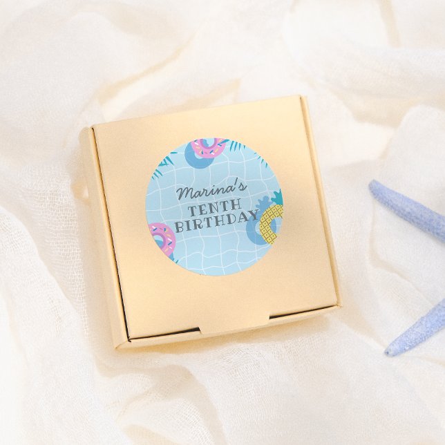 Modern Pool Party Birthday Runder Aufkleber (Von Creator hochgeladen)