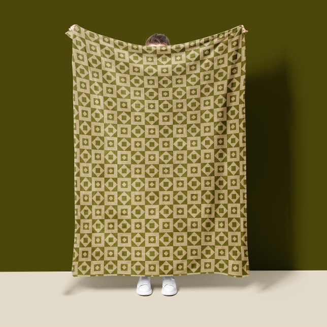 Modern Quilly Olive Green Vanilla Fleecedecke (Von Creator hochgeladen)