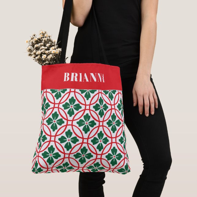 Modern Red Green Christmas Holly Muster Custom Tasche (Von Nahem)