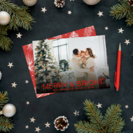 Modern Red Merry & Bright Stylish Christmas Photo Feiertagskarte
