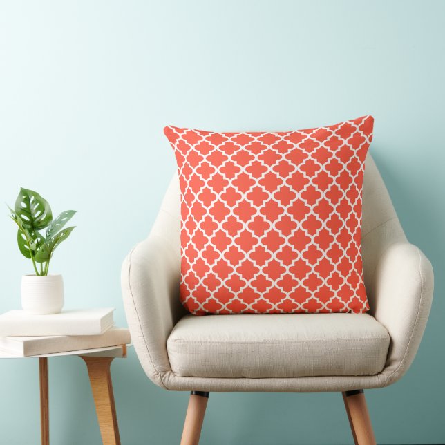 Modern Red Orange marokkanische Quatrefolienmuster Kissen (Stuhl )