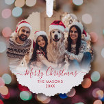Modern Red Script White 2 Foto Weihnachten Ornament Karte<br><div class="desc">Moderne Niedliche Minimalistische Rote Schrift 2 Foto Frohe Weihnachts-Script Holiday Ornament Card. Dieses festliche, schlichte, minimalistische, skurrile Grußkarten-Template aus zwei Fotos enthält Familienname, Year und einen "Frohen Weihnachten" Grußtext, der in einem handgeschriebenen Wirblen -Schwanz-Schriftart Rot-Kalligraphie-Foto-Overlay auf weißem Farbverlauf geschrieben wird. Hübsche Grußkarte für Ihre Familie und Freunde in der Weihnachtszeit....</div>