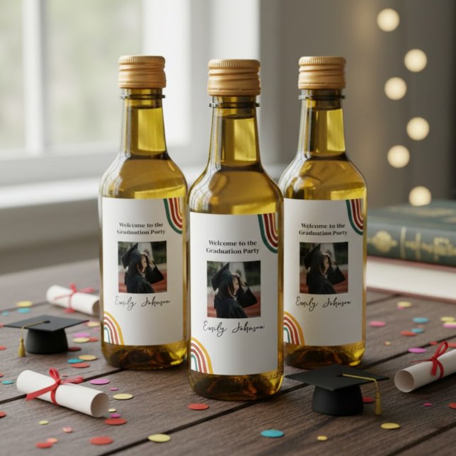 Modern Retro Rainbow Graduation Wine Bottle Label Weinetikett (Von Creator hochgeladen)