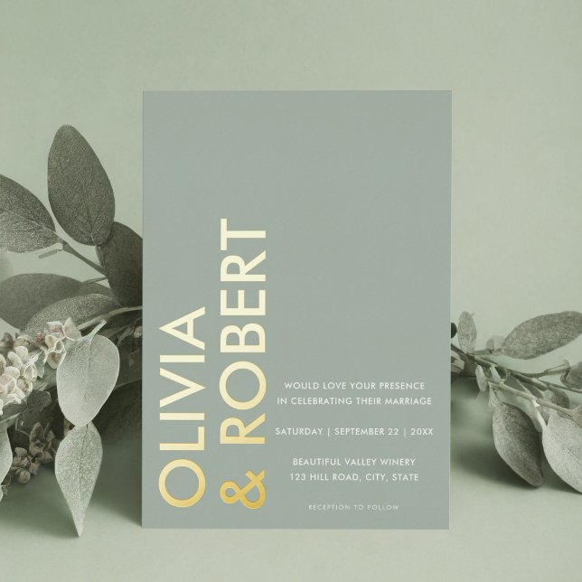 Modern Sage Green Bold Minimalistisch Wedding Folieneinladung (Von Creator hochgeladen)