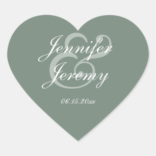 Modern Sage Green Elegante White Script Hochzeit Herz-Aufkleber