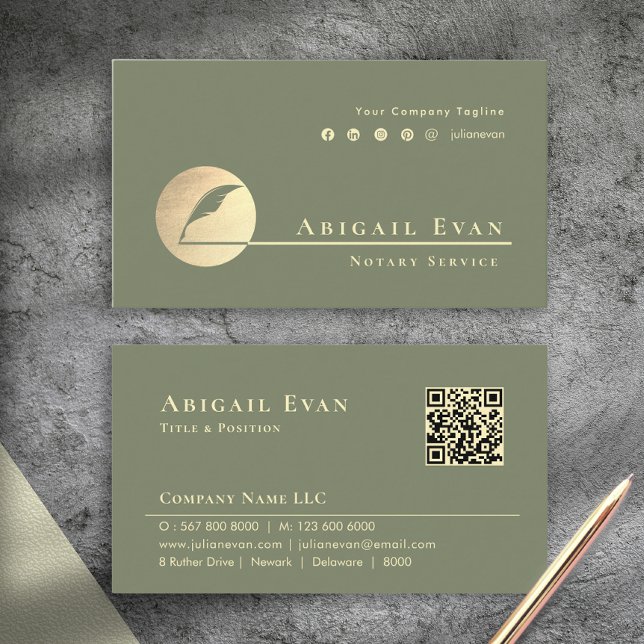 Modern Sage Green Gold Feather Logo Notary Service Visitenkarte (Modern Sage Green Gold Feather Logo Notary Service Business Card)