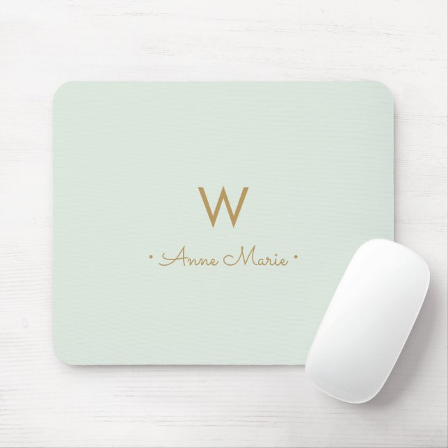 Modern Sage Green Gold Script Monogram Mousepad (Mit Mouse)