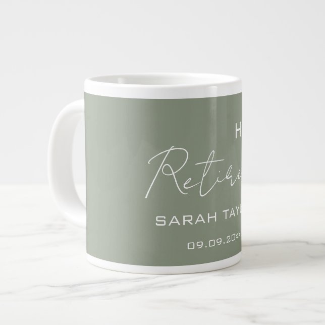 Modern Sage Green Happy Retirement Personalized  Jumbo-Tasse (Vorderseite Links)