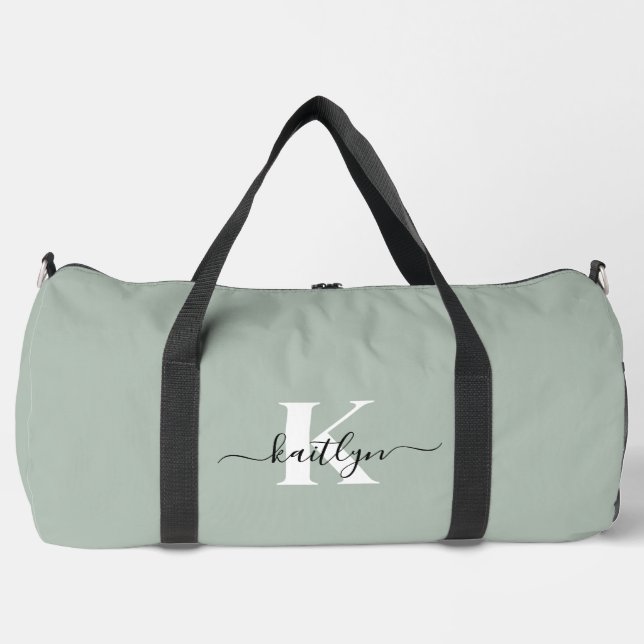 Modern Sage Green Script Monogram Duffle Bag (Vorderseite)