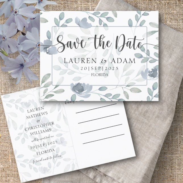 Modern Save the Date Dusty Blue Eucalyptus Floral Ankündigungspostkarte (Von Creator hochgeladen)