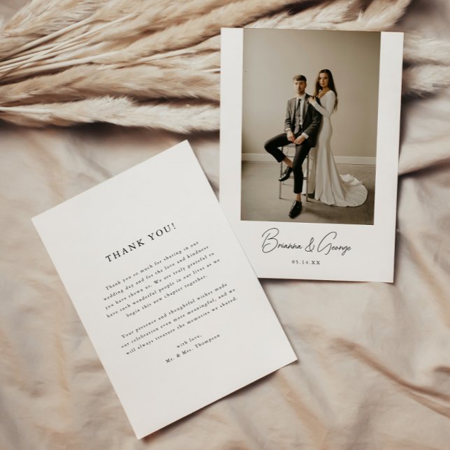 Modern Script Bride & Groom Names Wedding Photo Dankeskarte (Von Creator hochgeladen)