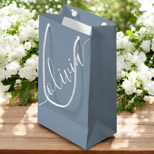 Modern Script Dusty Blue Minimalistisch Elegante Kleine Geschenktüte
