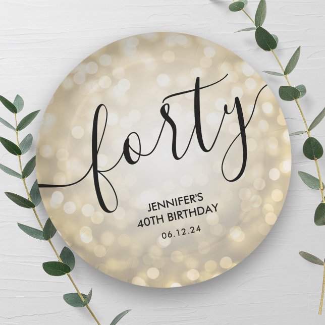 Modern Script Gold Glitzer Lights 40. Geburtstag Pappteller (Modern Script Gold Glitter Lights 40th Birthday Paper Plates)