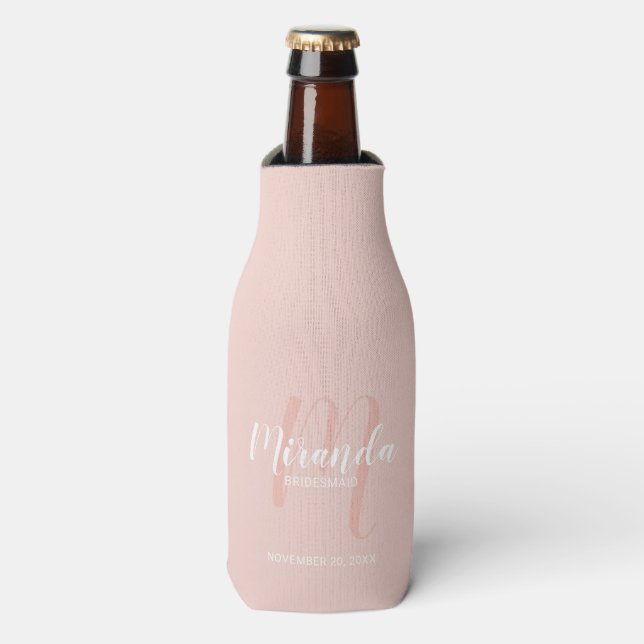Modern Script Personalisiert Bridesmaid Flaschenkühler (Flaschenvorderseite)