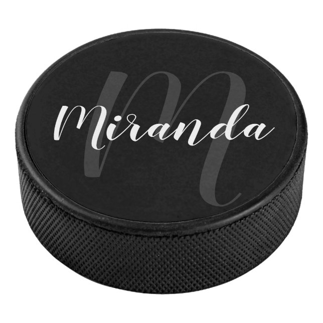 Modern Script Personalisiert Monogram und Name Eishockey Puck (3/4)