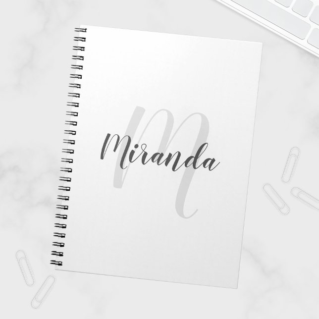 Modern Script Personalisiert Monogram und Name Notizblock (Von Creator hochgeladen)