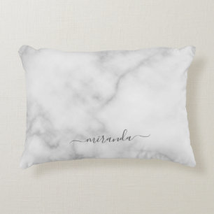 Modern Script Personalisiert Name White Marble Dekokissen