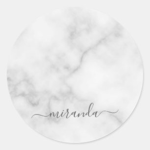 Modern Script Personalisiert Name White Marble Runder Aufkleber
