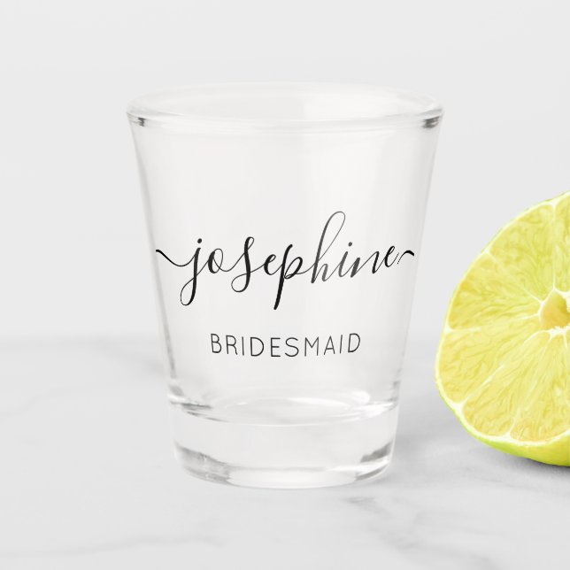 Modern Script Typography Bridesmaid Personalized Schnapsglas (Vorderseite)