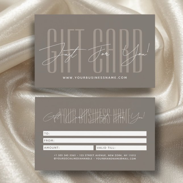 Modern script typography business gift card  (Von Creator hochgeladen)