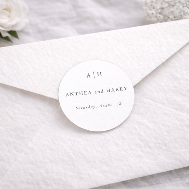 Modern Serif Monogram Round Envelope Seal Sticker (Von Creator hochgeladen)