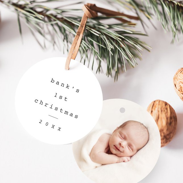 Modern Simple Baby First Christmas Baby Foto Keramik Ornament (Von Creator hochgeladen)