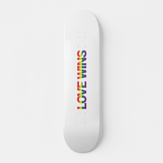 Modern, simple, colorful, vibrant design Love Wins Skateboard (Vorne)
