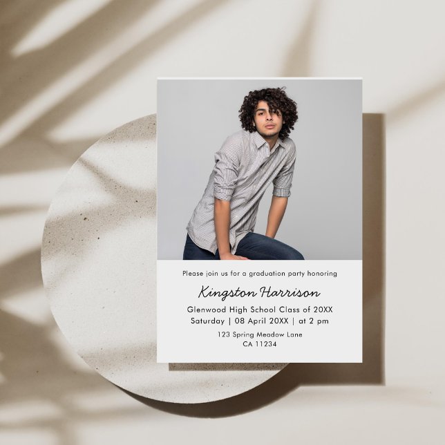 Modern Single Photo Boy Graduation Invitation (Créateur téléchargé)