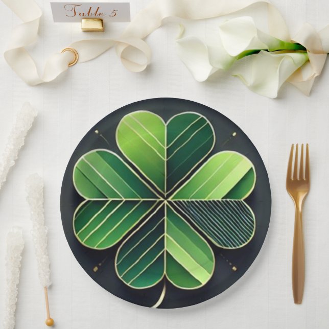 Modern St. Patrick's Day Green Kleeblatt Pappteller (Hochzeit)