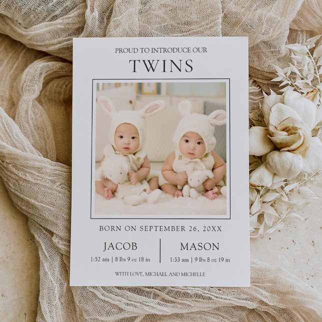 Modern Sweet Twins Photo Birth Announcement Ankündigung (Von Creator hochgeladen)