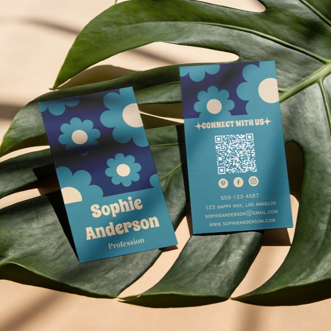 Modern Teal Blue Retro Floral Pattern with QR Code Visitenkarte (Von Creator hochgeladen)